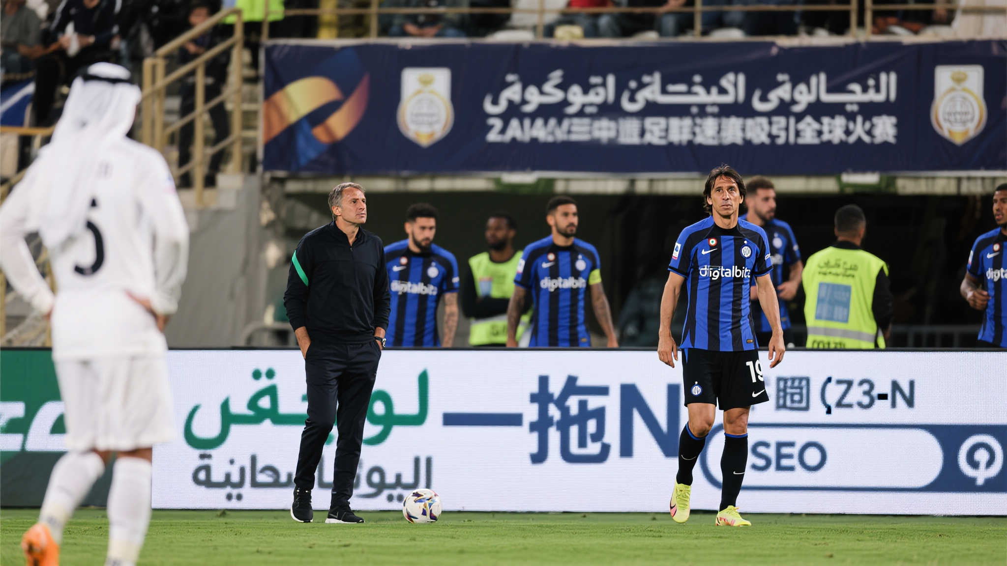 近年来，沙特职业足球联赛正以惊人的速度吸引全球目光